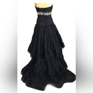 Joli Formal black prom Dress